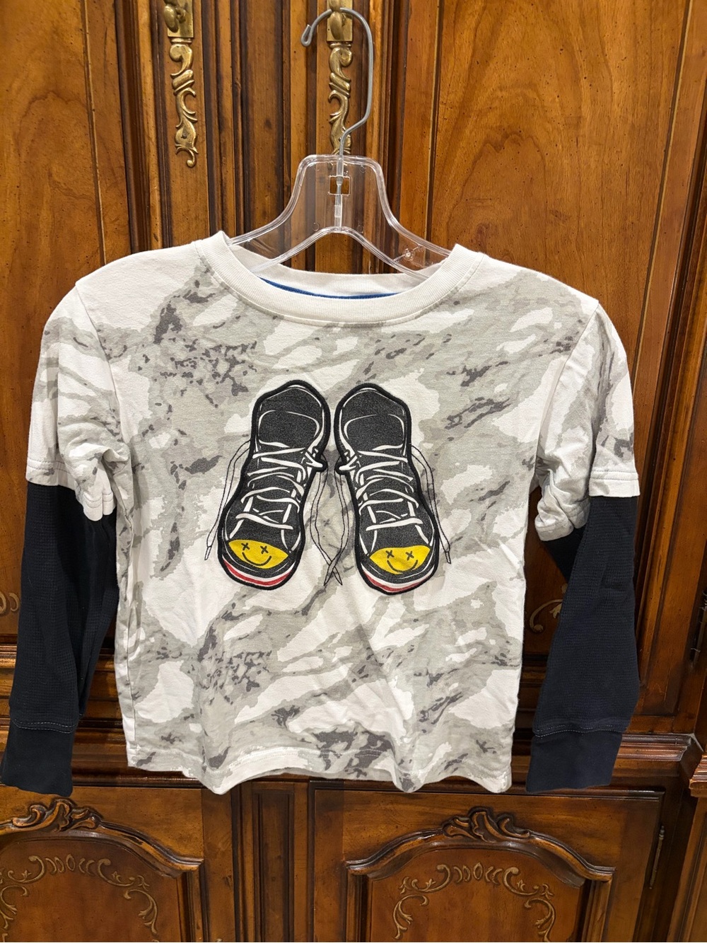 Mish Kids Boys Gray Camo Long-Sleeve Tee with Sneaker Graphic EUC